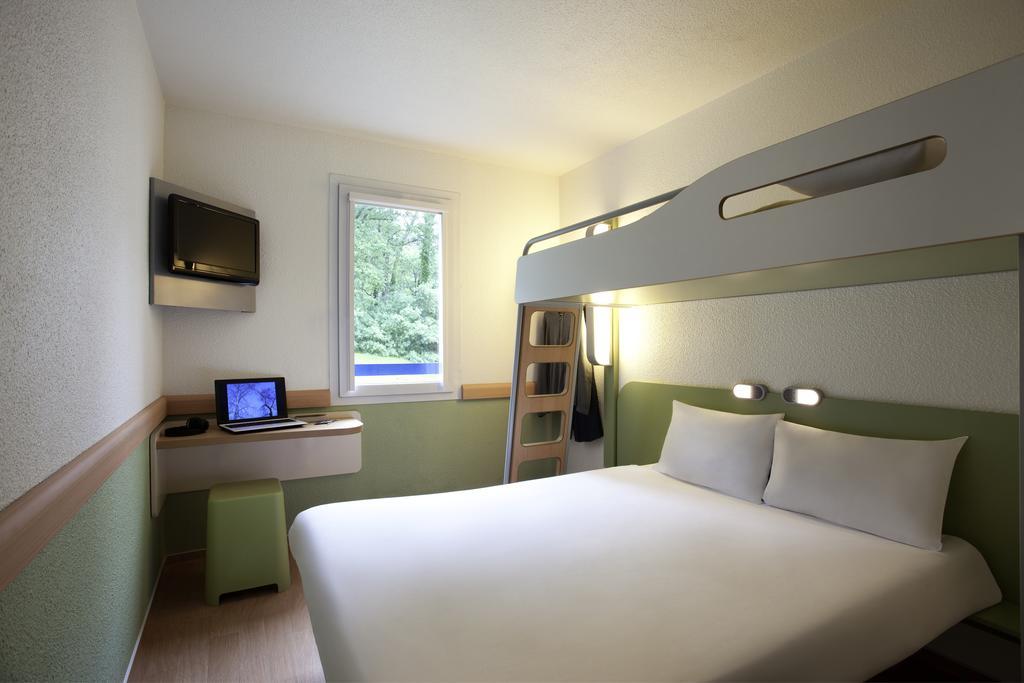 Ibis Budget Montélimar Buitenkant foto