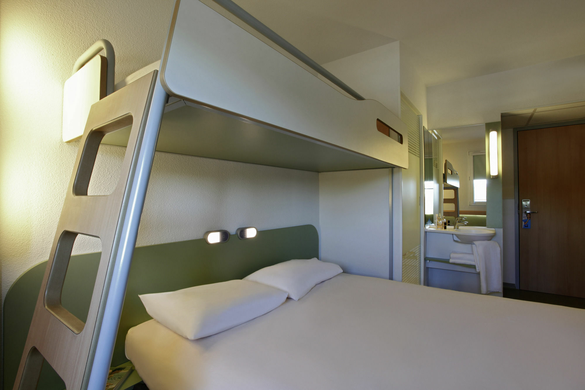 Ibis Budget Montélimar Buitenkant foto