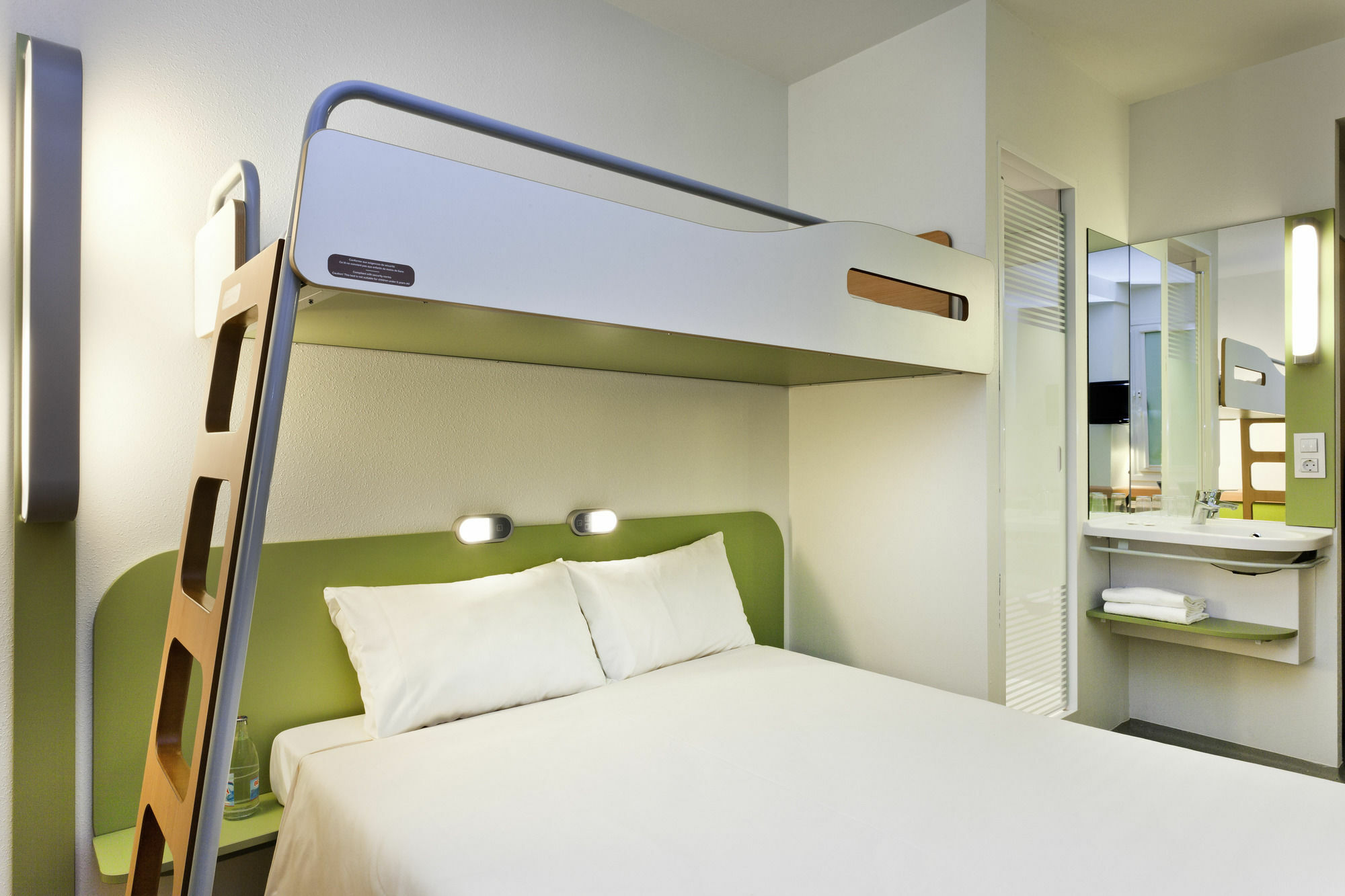 Ibis Budget Montélimar Buitenkant foto