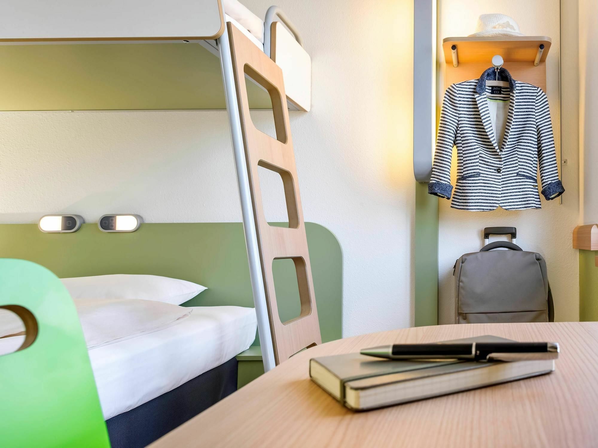 Ibis Budget Montélimar Buitenkant foto