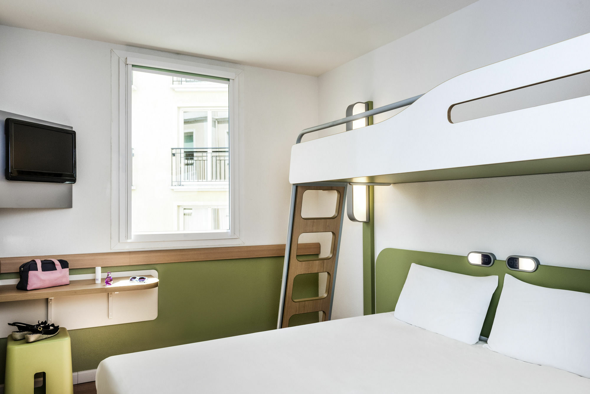 Ibis Budget Montélimar Buitenkant foto
